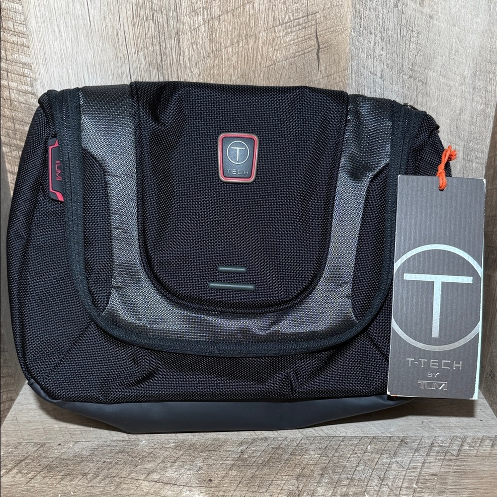 Tumi Tech Doyle Travel Kit
